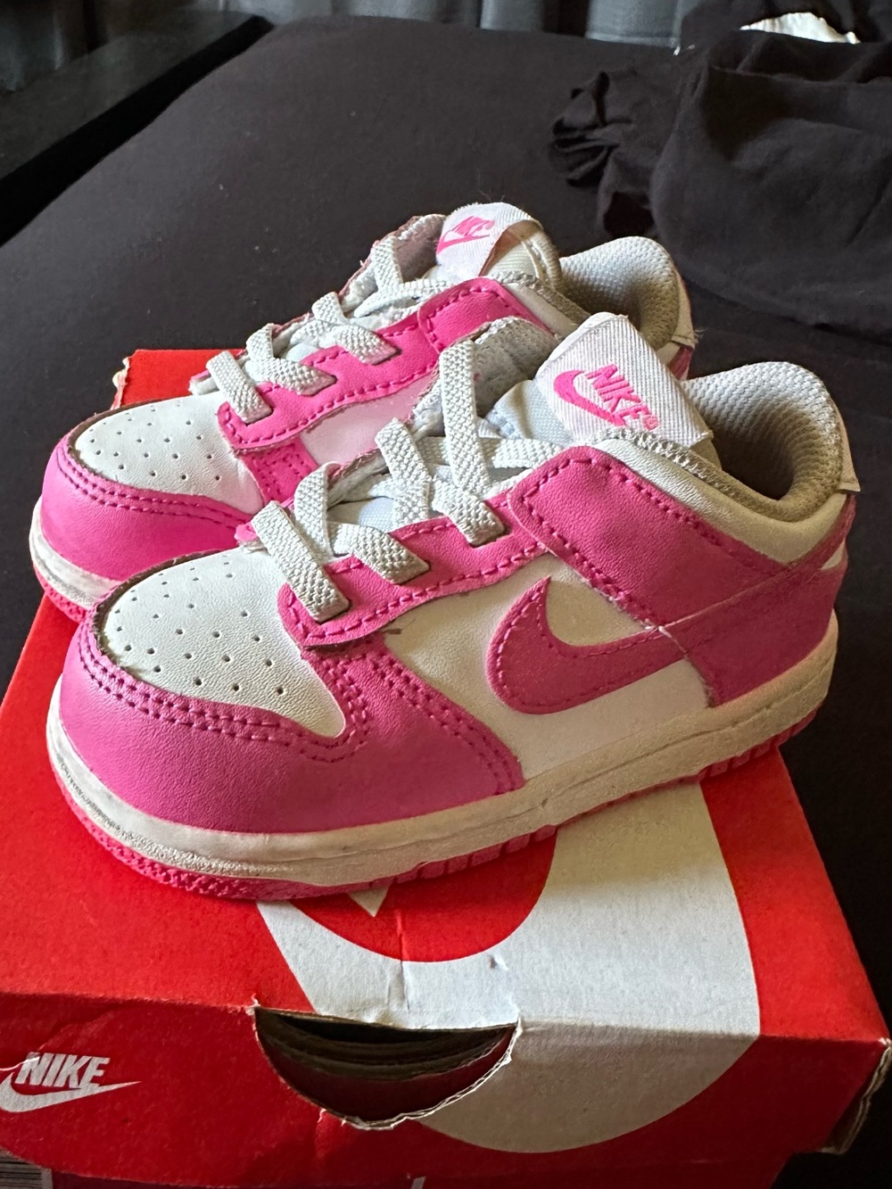 Nike Pink and White Kids Low-Top Sneakers